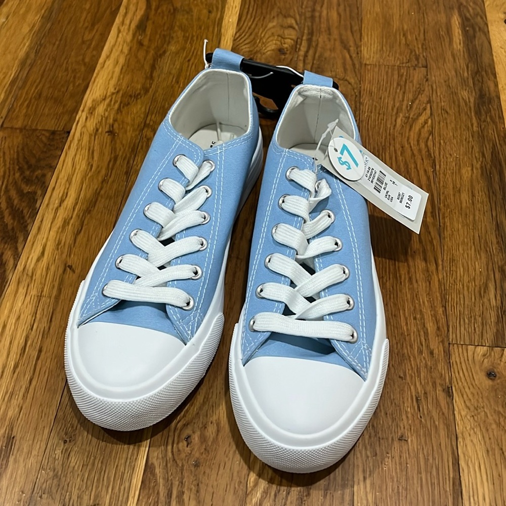 Primark blue converse shoes size 7